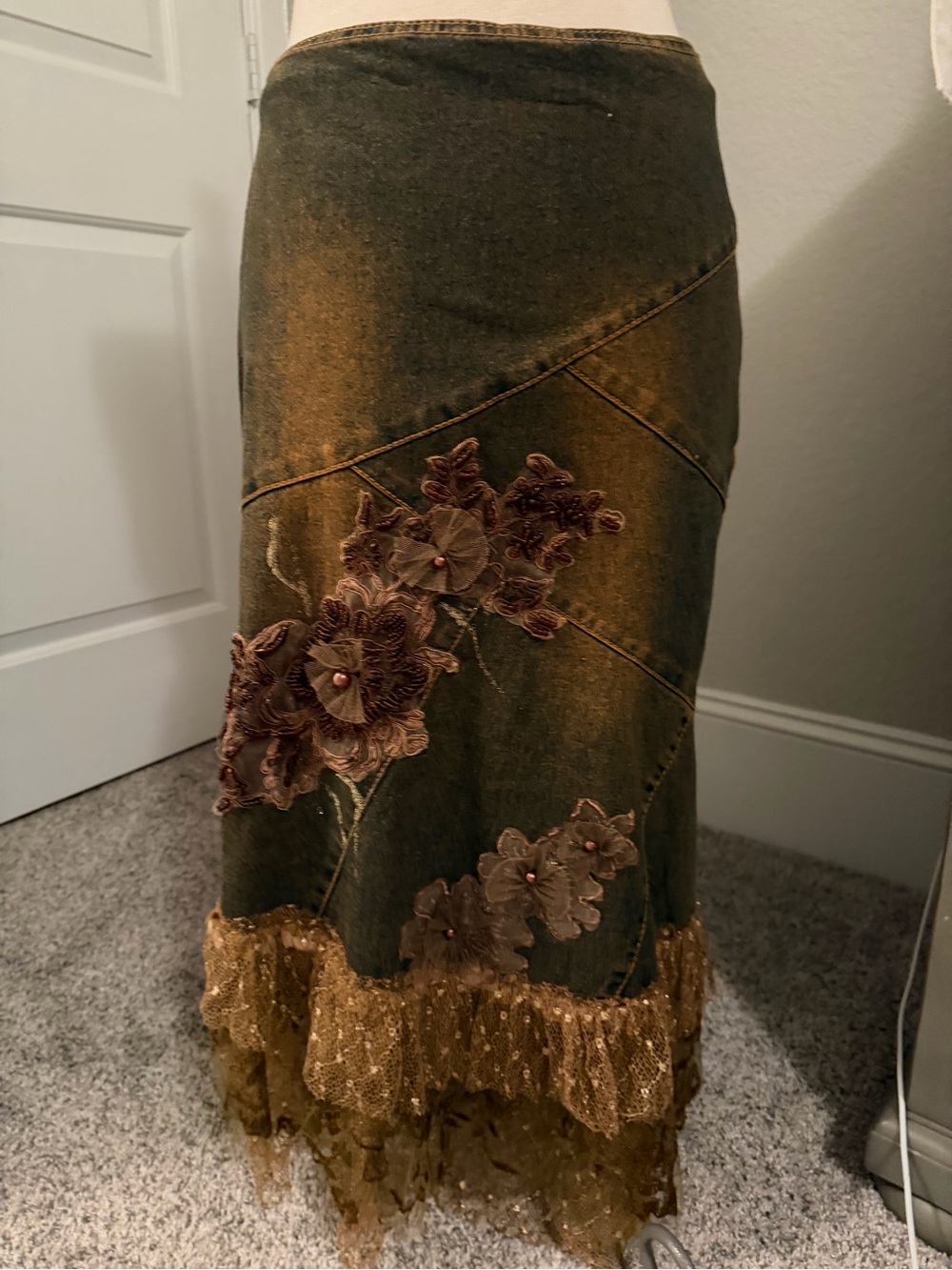 Denim Lace Floral Appliqué Skirt - Picture 3 of 11